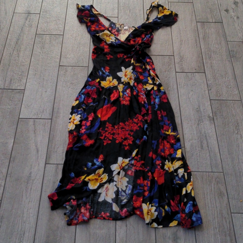 ✨BRAND NEW ✨Maxi Dress